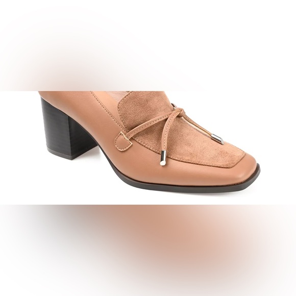 Journee Collection Crawford Loafer - Picture 2 of 6